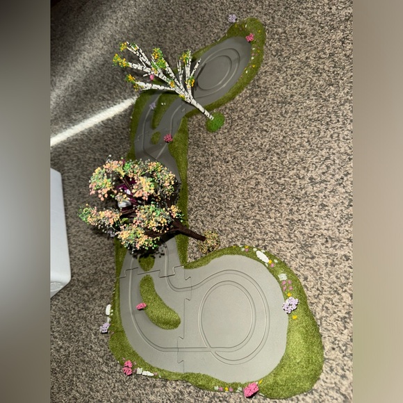 Barbie Department 56 Set - Picture 5 of 7